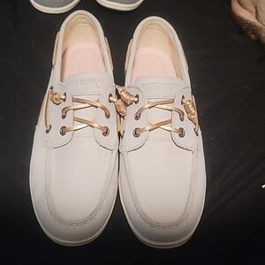 Sperry boat shoes